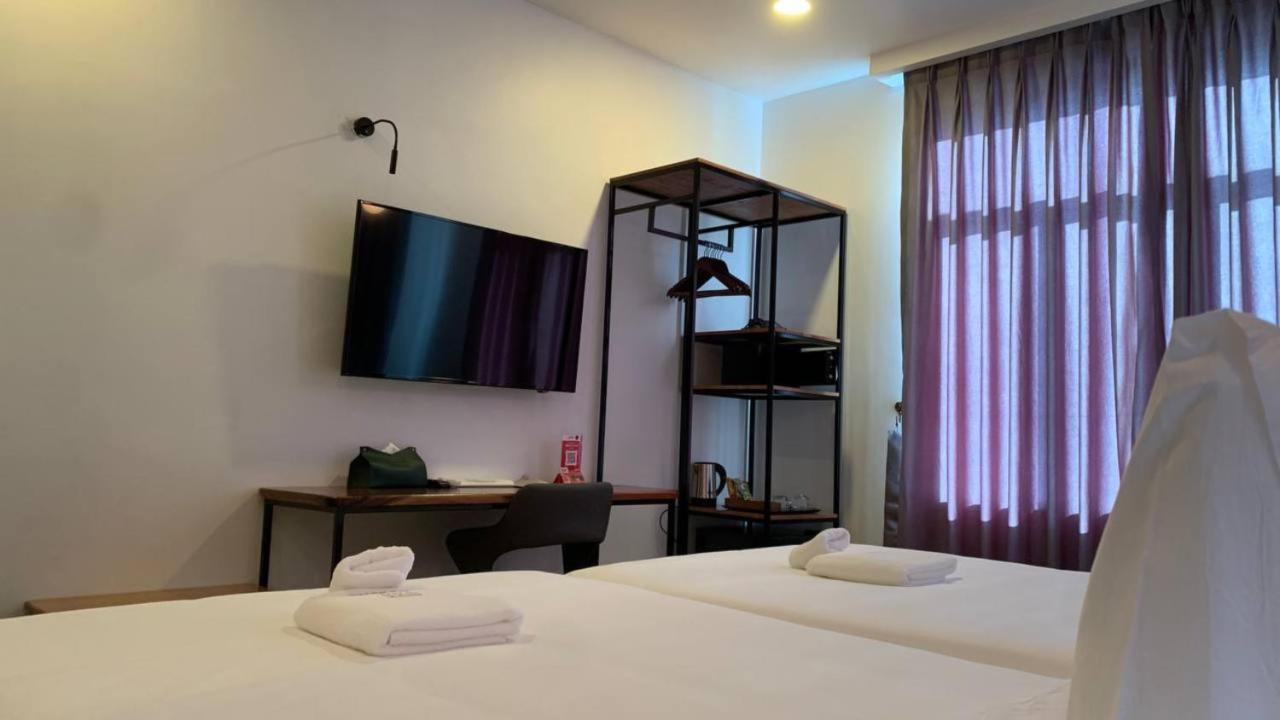 Times Hotel At Bassac Lane Phnom Pen Exterior foto
